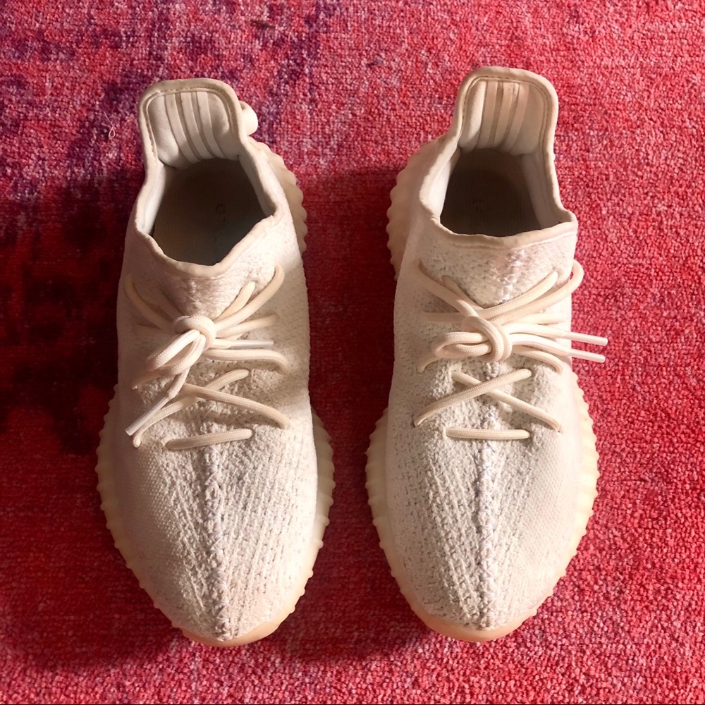 YEEZY Boost 350 V2 Triple White Sneakers
